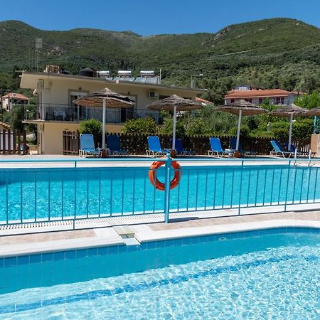 Lambrini Studios Parga Luaran gambar