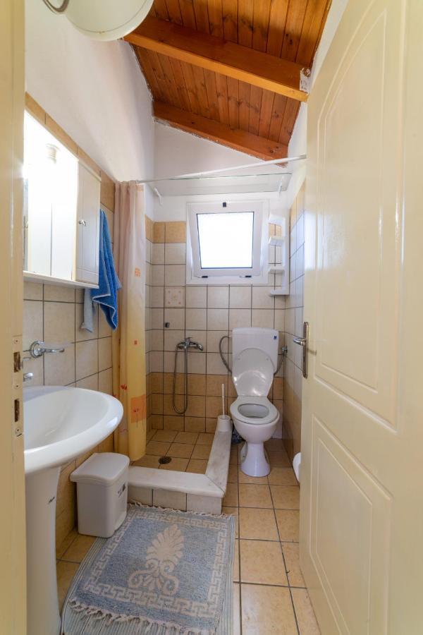 Lambrini Studios Parga Luaran gambar
